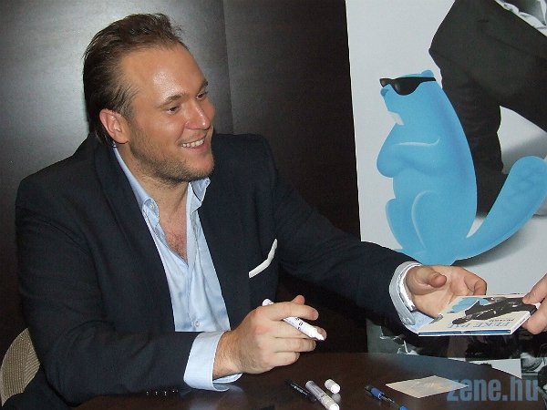 Bemutatta új lemezét Feke Pál 1 //www.zene.hu/image/article/galery/.640x480/77814.jpg