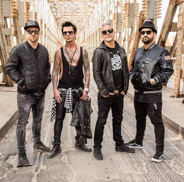 Zene.hu MaZeSzak Hooligans Adatlap